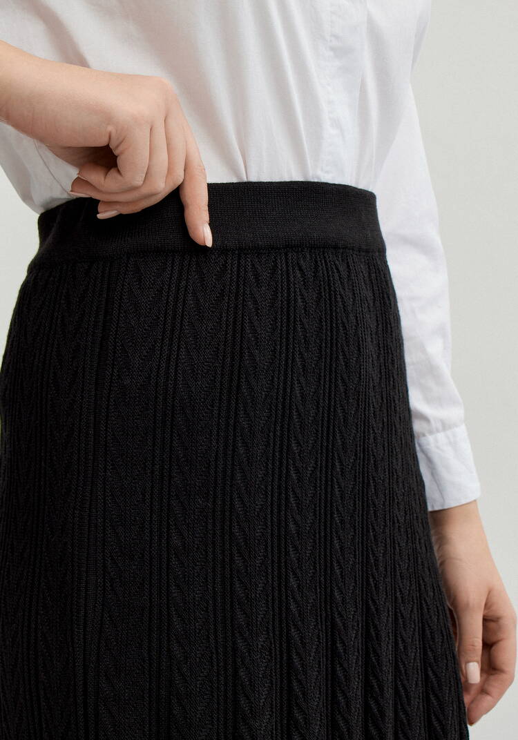 Юбка миди фактурная на широком поясе шир.  750, рис. 17