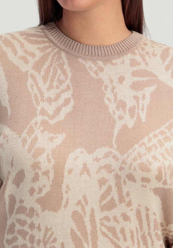 Джемпер с абстрактным цветочным принтом шир.  580, рис. 5