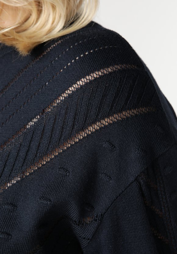 Джемпер ажурный со спущенным рукавом шир.  580, рис. 24