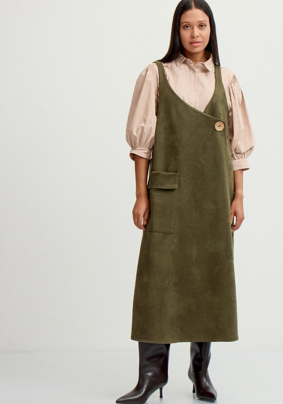 Сарафан с имитацией застёжки шир.  580, рис. 28