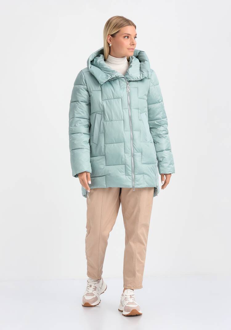 Куртка из мерцающей ткани с капюшоном шир.  750, рис. 16