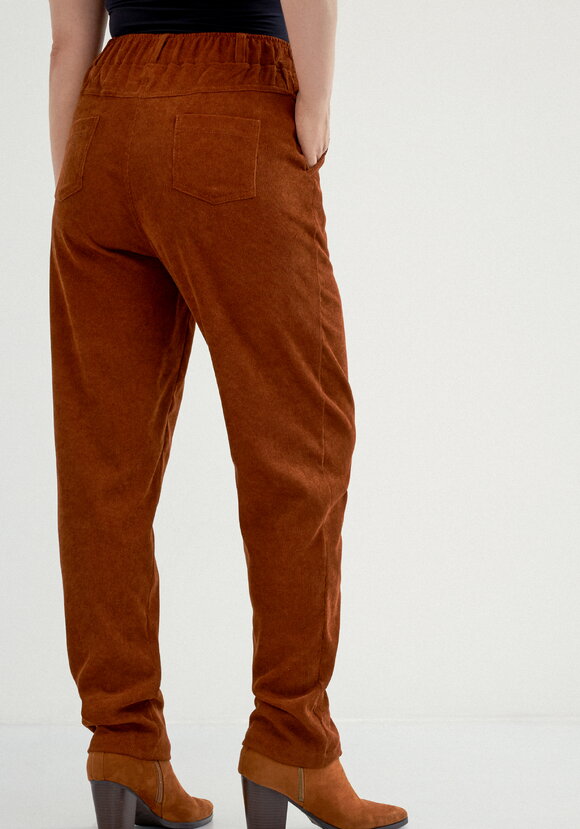 Брюки из микровельвета с комфортным поясом шир.  580, рис. 47