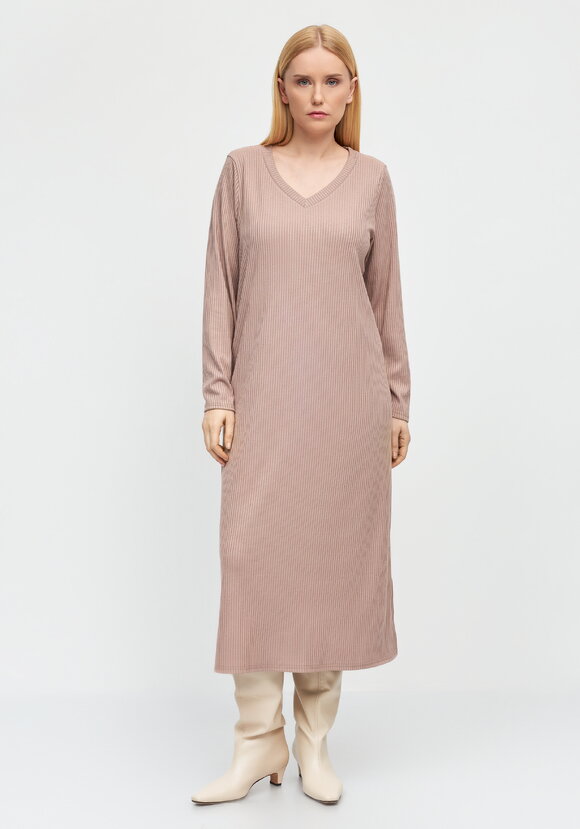 Платье с боковыми разрезами Илона шир.  580, рис. 4