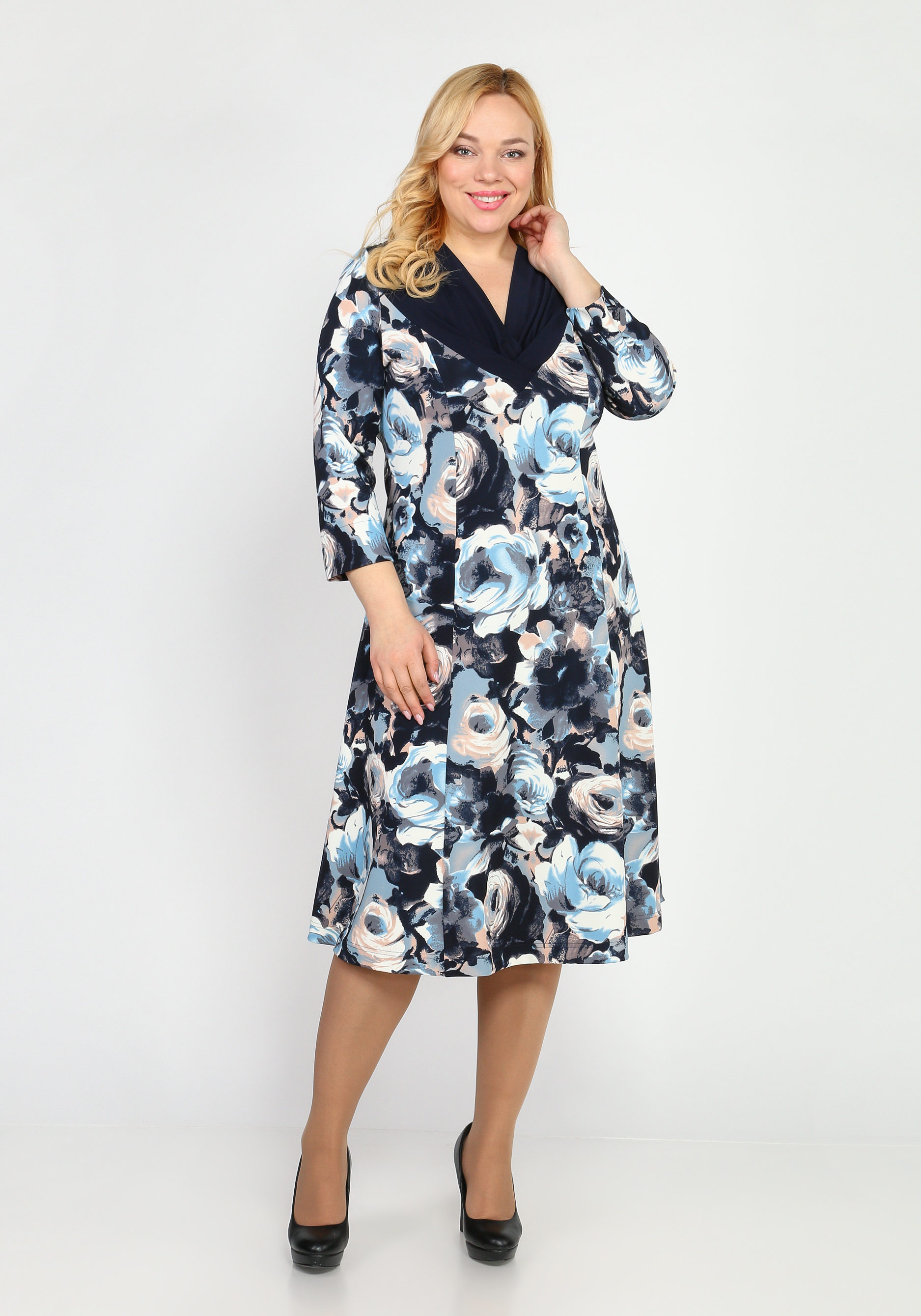Платье "Чудесная встреча" GalaGrosso, размер 50, цвет сине-белый - фото 1