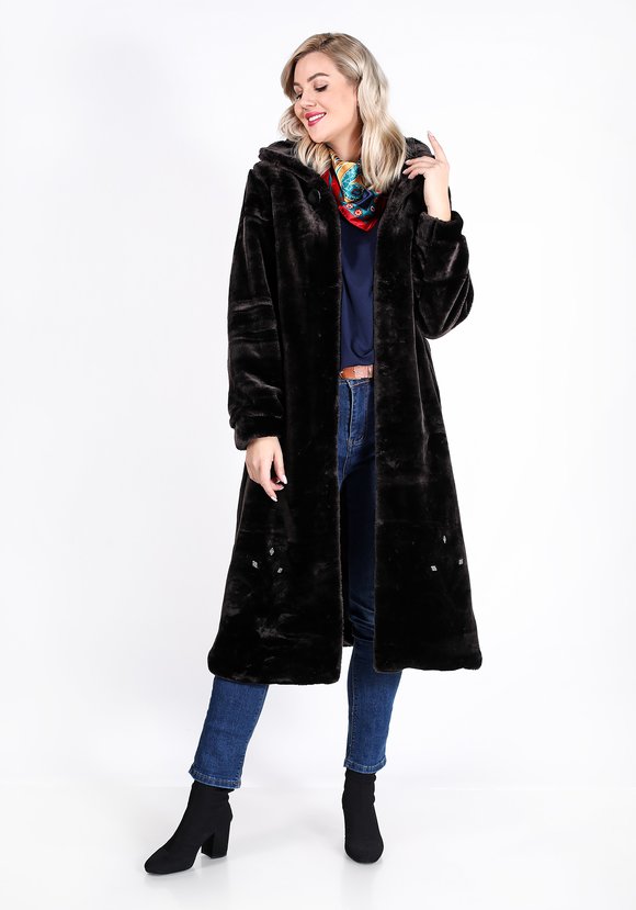 Шуба из эко-меха с отложным воротником шир.  580, рис. 1