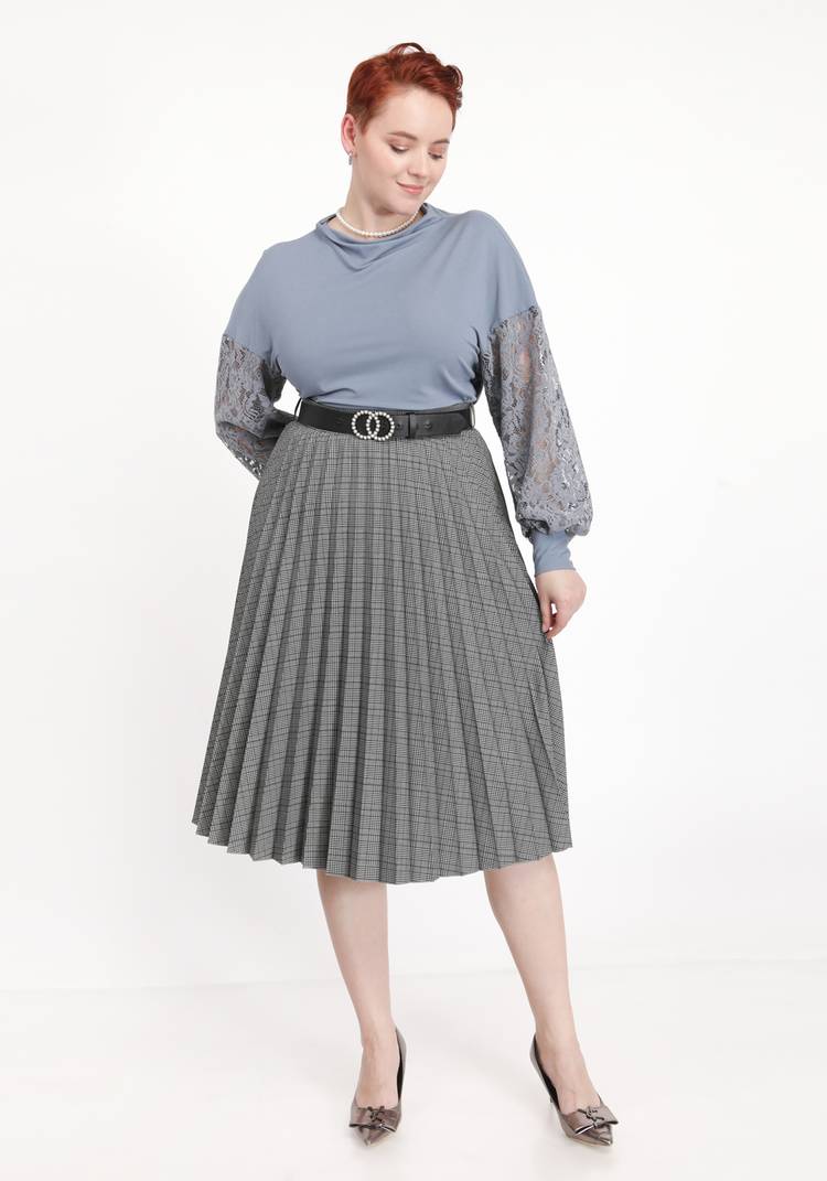 Джемпер с кружевной вставкой на рукавах шир.  750, рис. 12