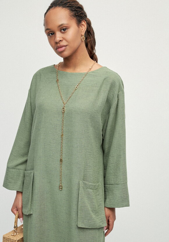 Платье изо льна с объемными карманами шир.  580, рис. 10