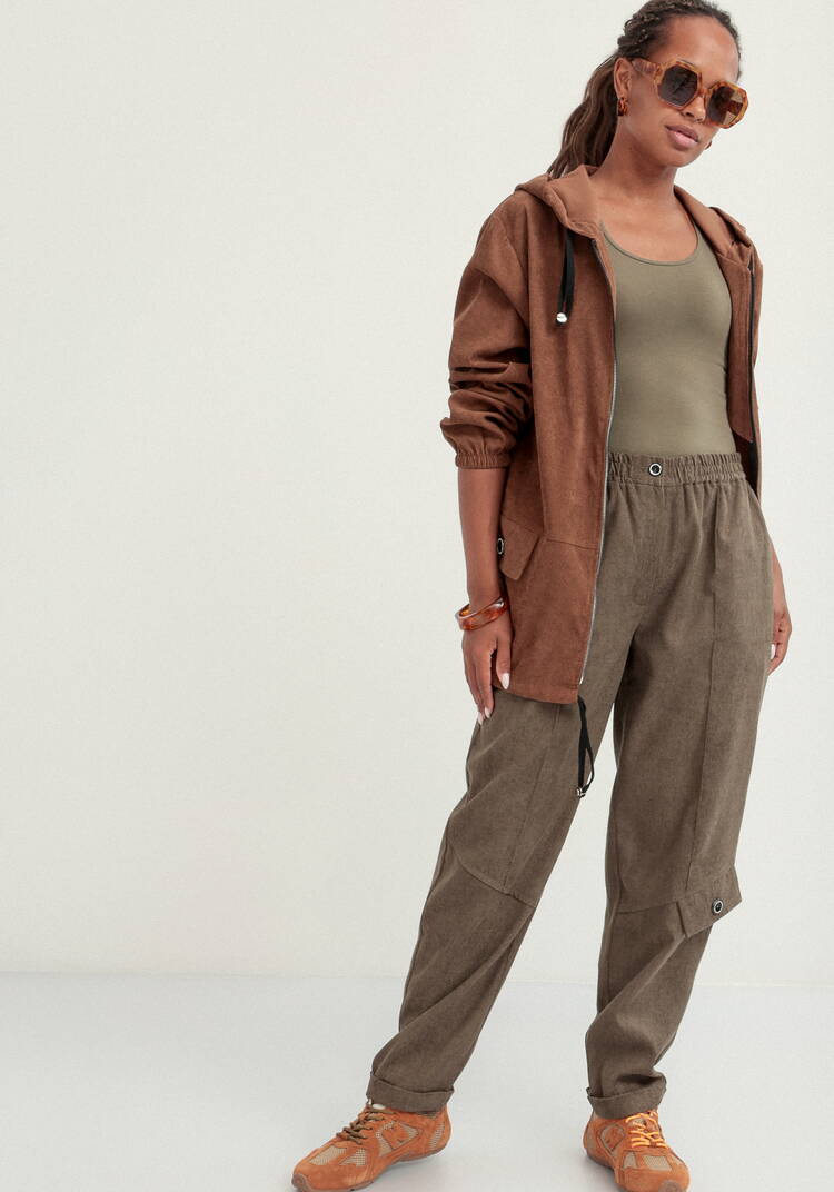 Брюки бананы вельветовые на резинке шир.  750, рис. 23