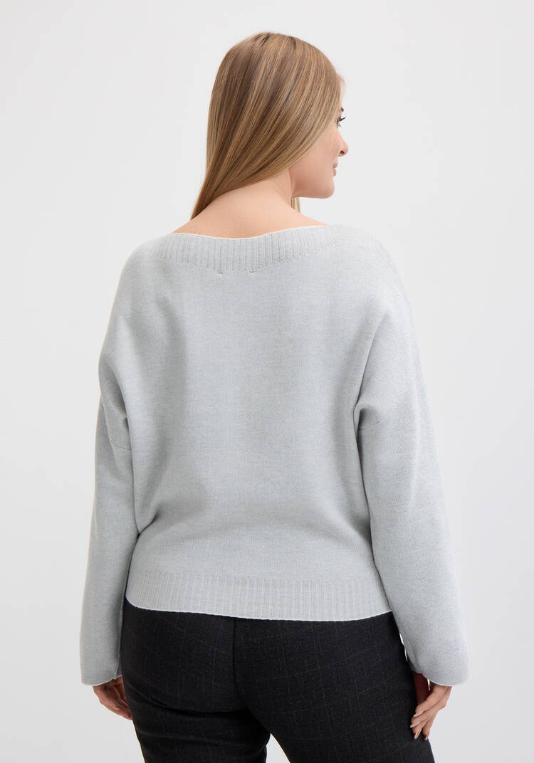 Джемпер с округлым вырезом горловины шир.  750, рис. 4