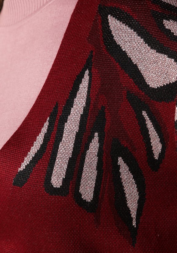 Кардиган с крупным орнаментом шир.  580, рис. 10