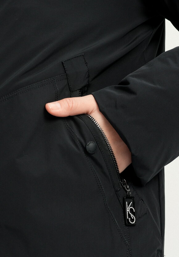 Куртка с меховым капюшоном на молнии шир.  580, рис. 6