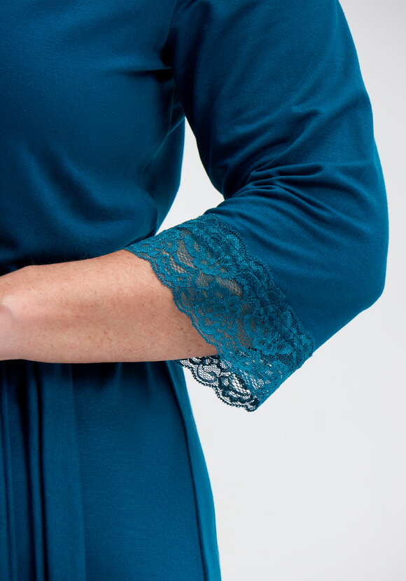 Пеньюар с кружевом шир.  580, рис. 18