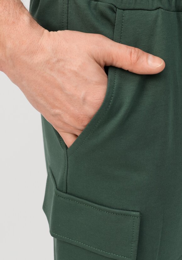 Шорты с боковыми накладными карманами шир.  580, рис. 13