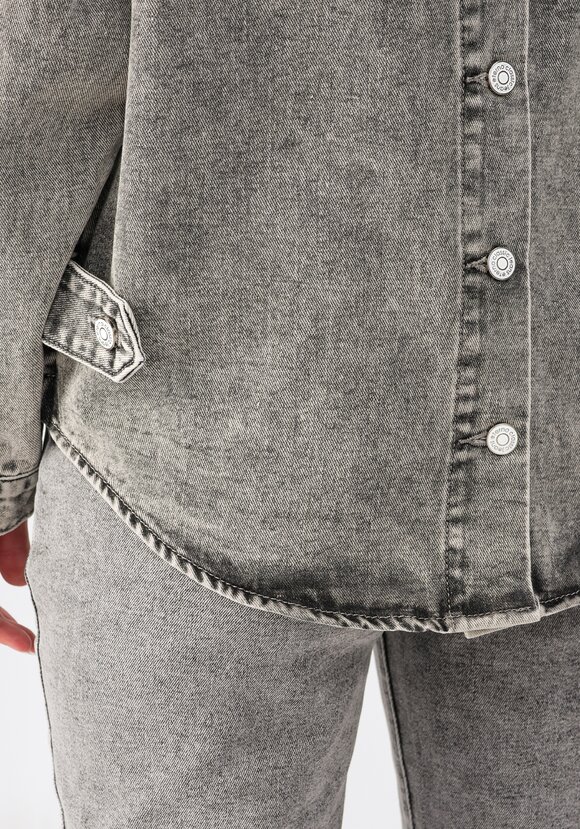 Куртка джинсовая Милена шир.  580, рис. 7