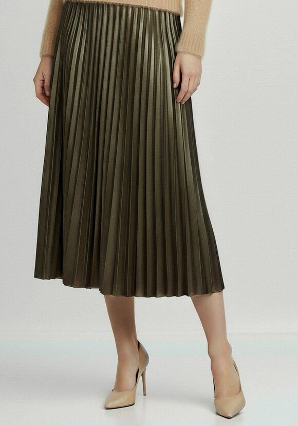 Юбка плиссированная с блестящим напылением шир.  580, рис. 14