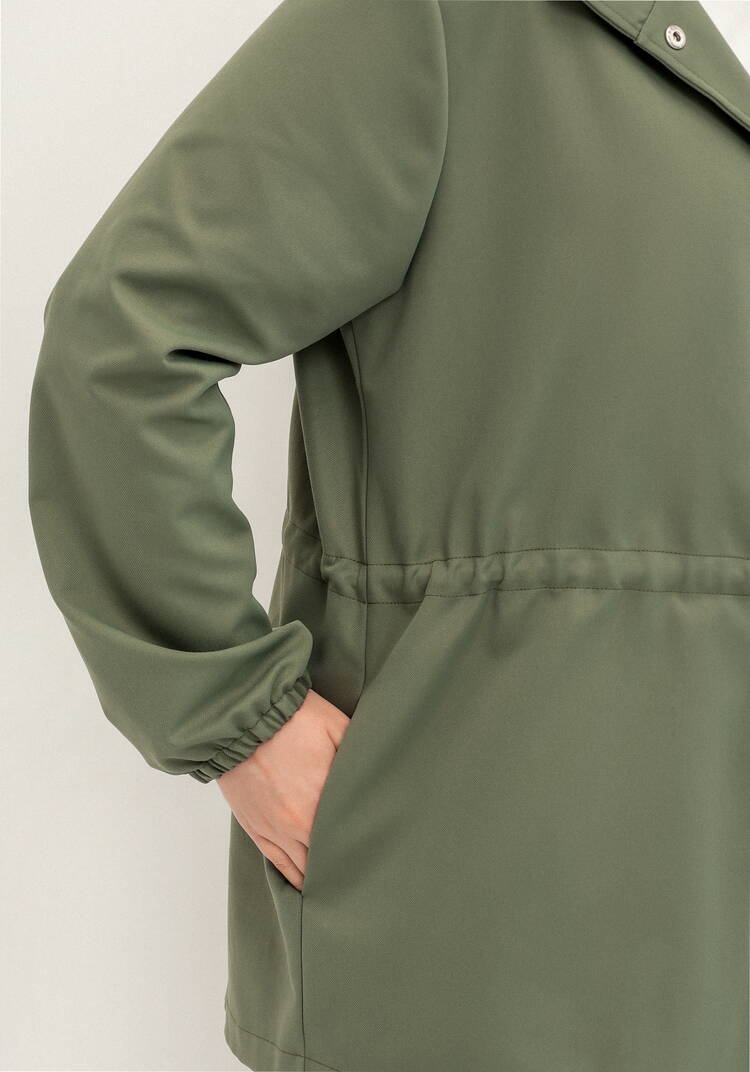 Ветровка с капюшоном и талии на кулиске шир.  750, рис. 12