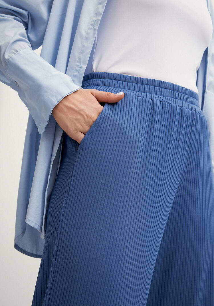 Брюки свободного кроя в рубчик шир.  750, рис. 21