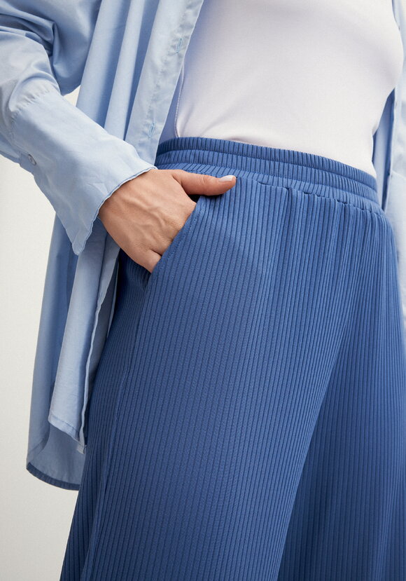 Брюки свободного кроя в рубчик шир.  580, рис. 21