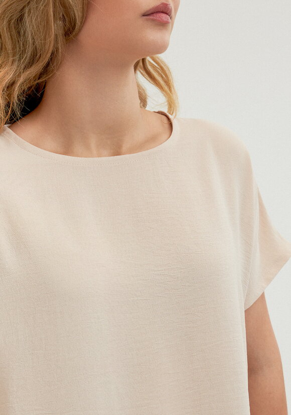 Блуза свободная со спущенным плечом шир.  580, рис. 29