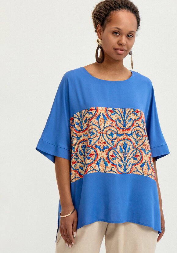 Блуза с принтом из штапеля шир.  580, рис. 16