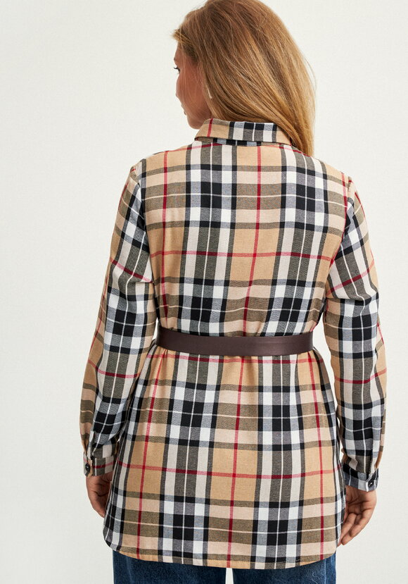 Рубашка в клетку с поясом шир.  580, рис. 12