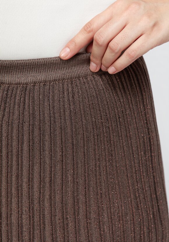 Юбка миди с метанитью шир.  580, рис. 18