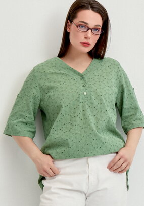 Блуза с V-образным вырезом из шитья
