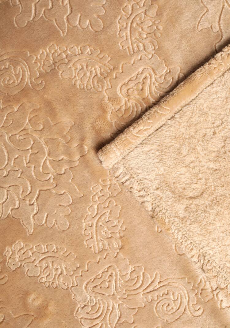 Покрывало-плед с выбитым рисунком шир.  750, рис. 15