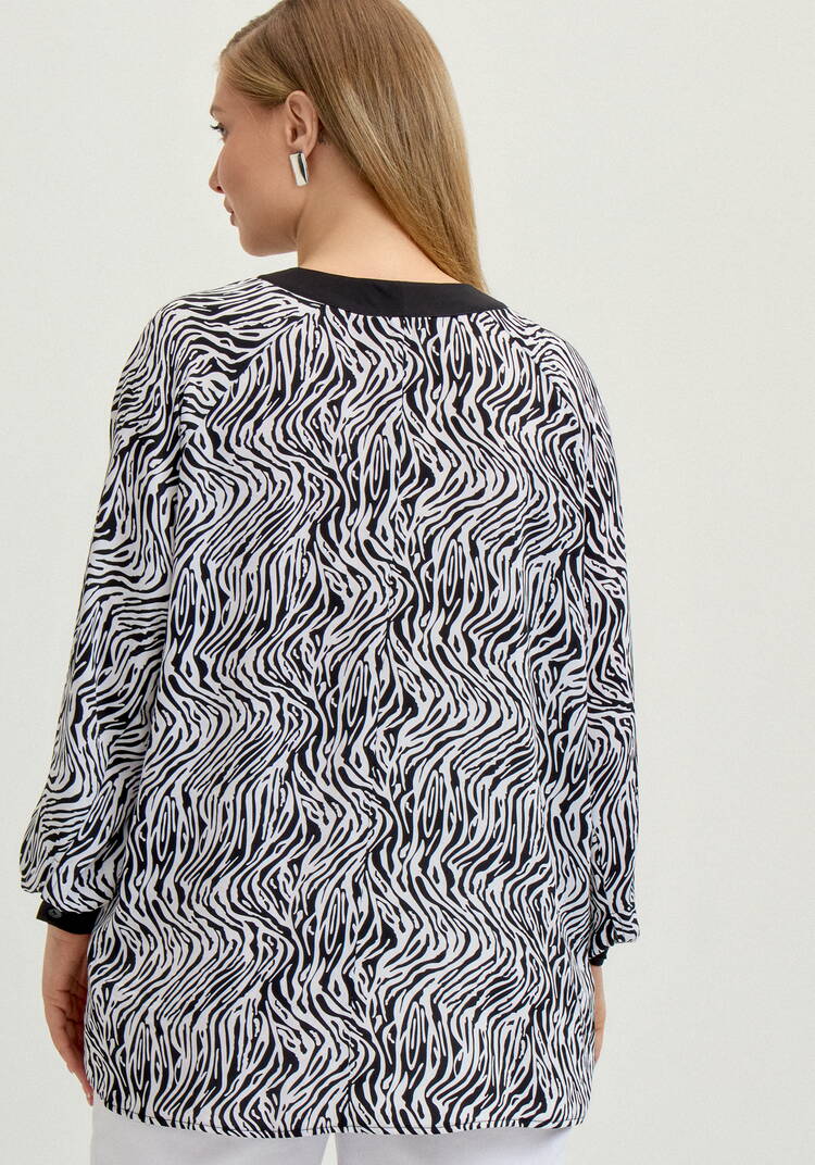 Туника с воротом-стойка шир.  750, рис. 10