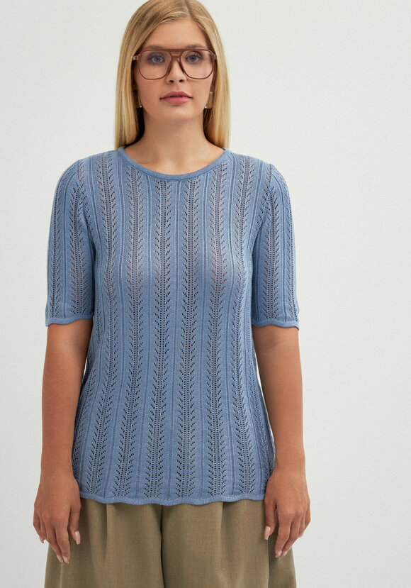 Джемпер с ажурным вертикальным рисунком шир.  580, рис. 11