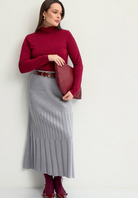 Юбка с фигурными складками