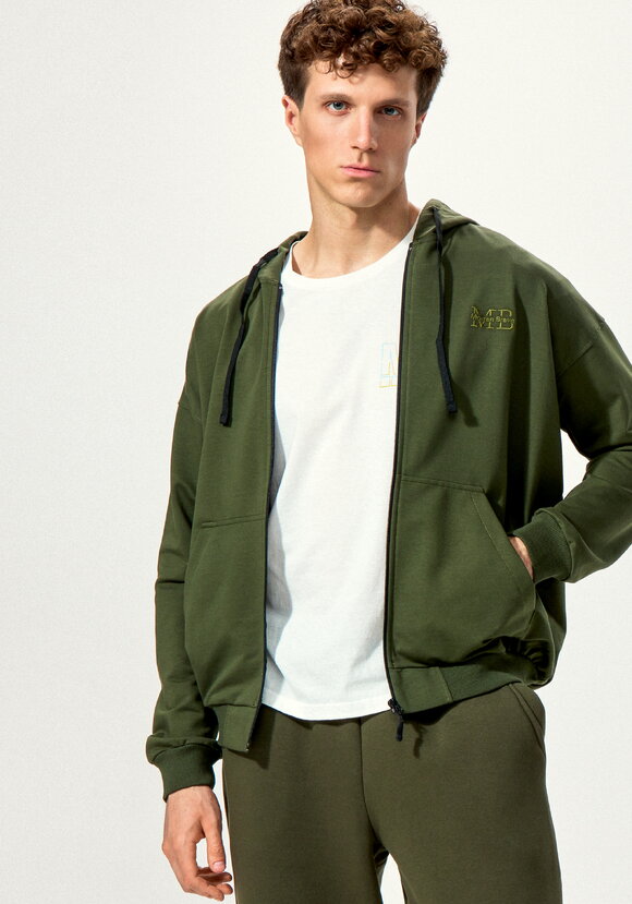 Толстовка с вышивкой шир.  580, рис. 16