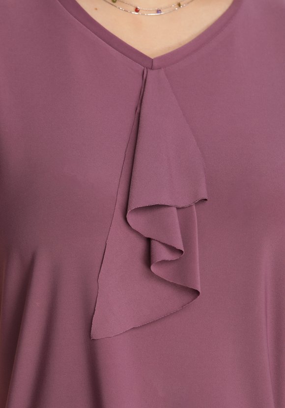 Блуза с воланом спереди шир.  580, рис. 25