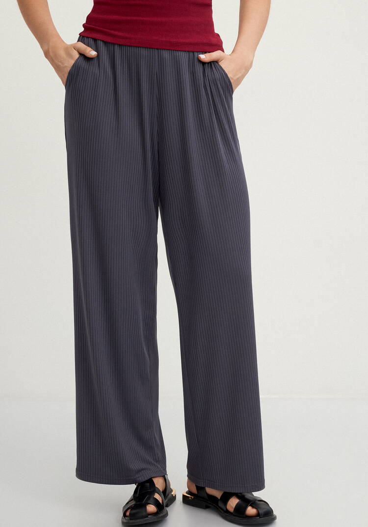 Брюки свободного кроя в рубчик шир.  750, рис. 10