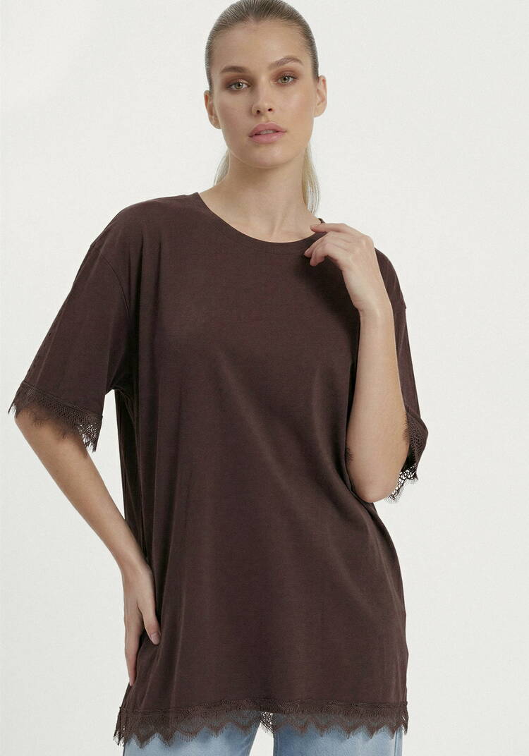 Блуза с отделкой из кружевa шир.  750, рис. 10