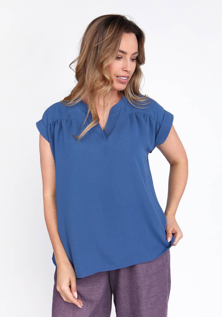 Блуза свободного кроя и декоративной сборкой шир.  750, рис. 10