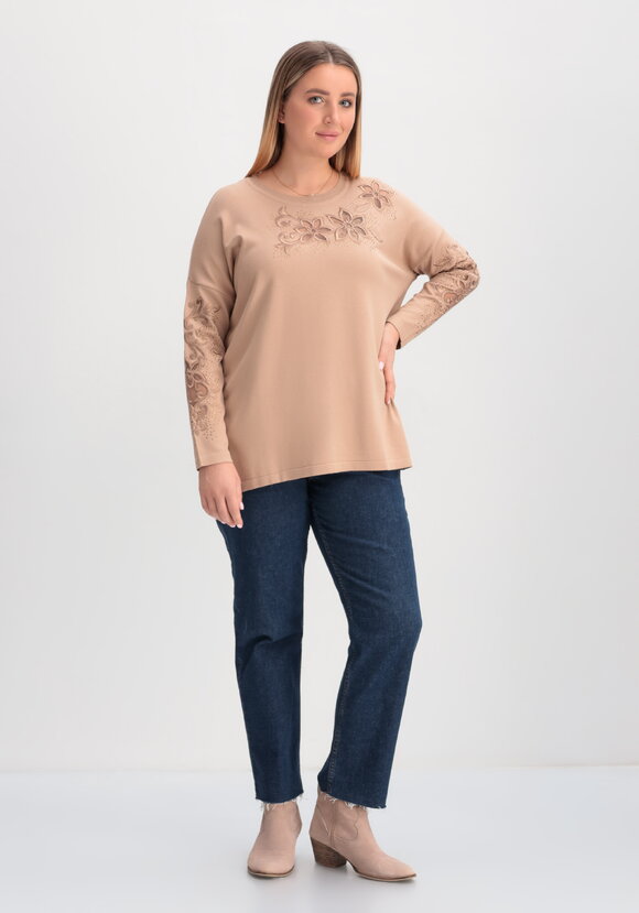 Джемпер с декоративной цветочной вышивкой шир.  580, рис. 2