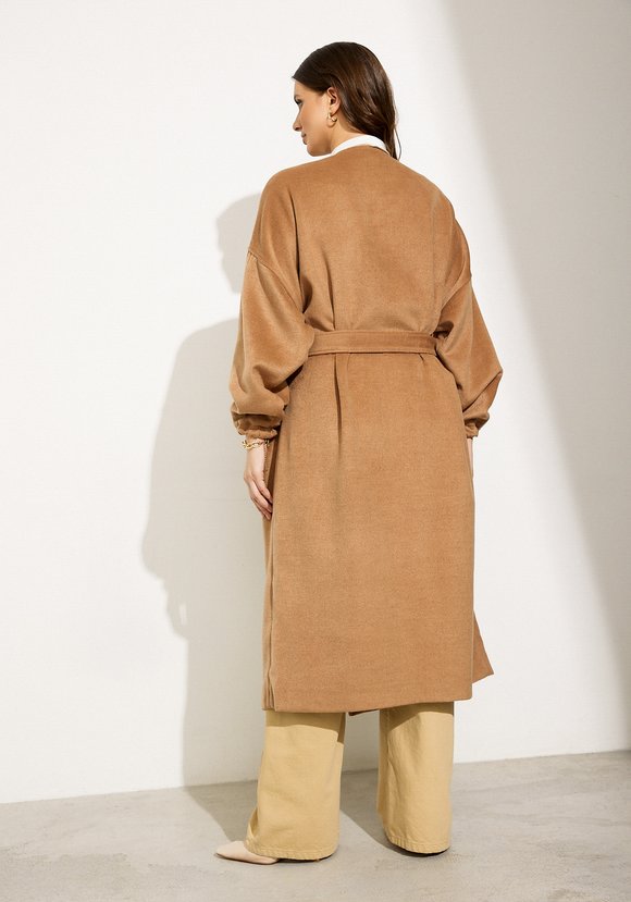 Пальто с V-образным вырезом шир.  580, рис. 4