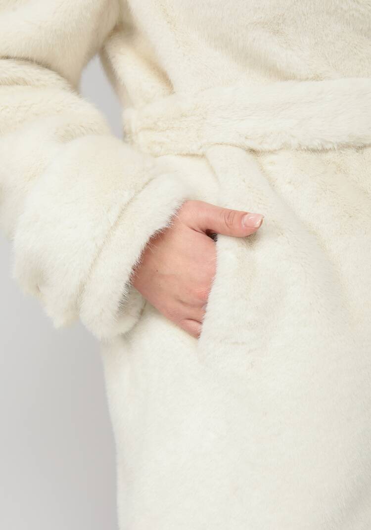 Пальто из искусственного меха с поясом шир.  750, рис. 6