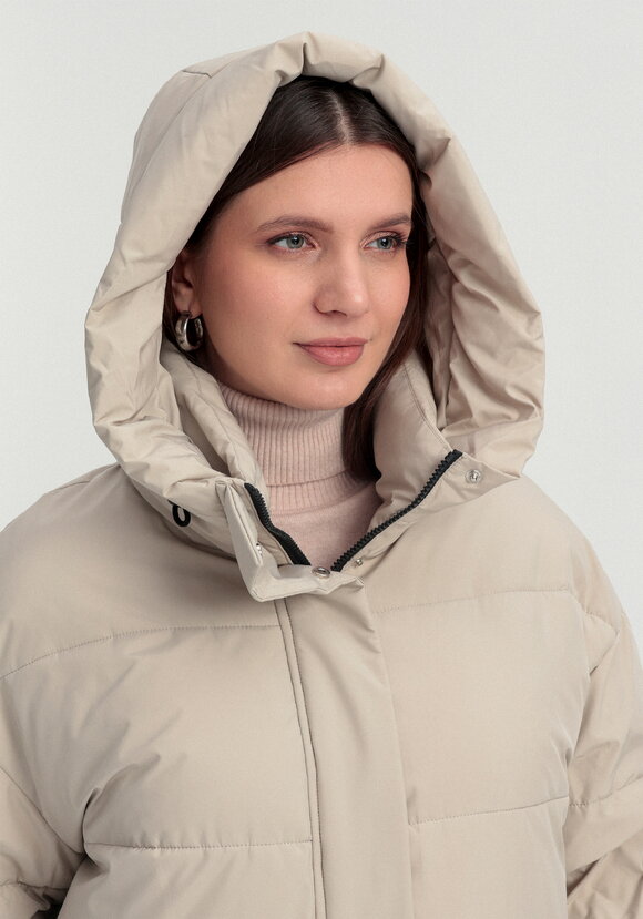 Пуховик стеганый с асимметричными карманами шир.  580, рис. 25