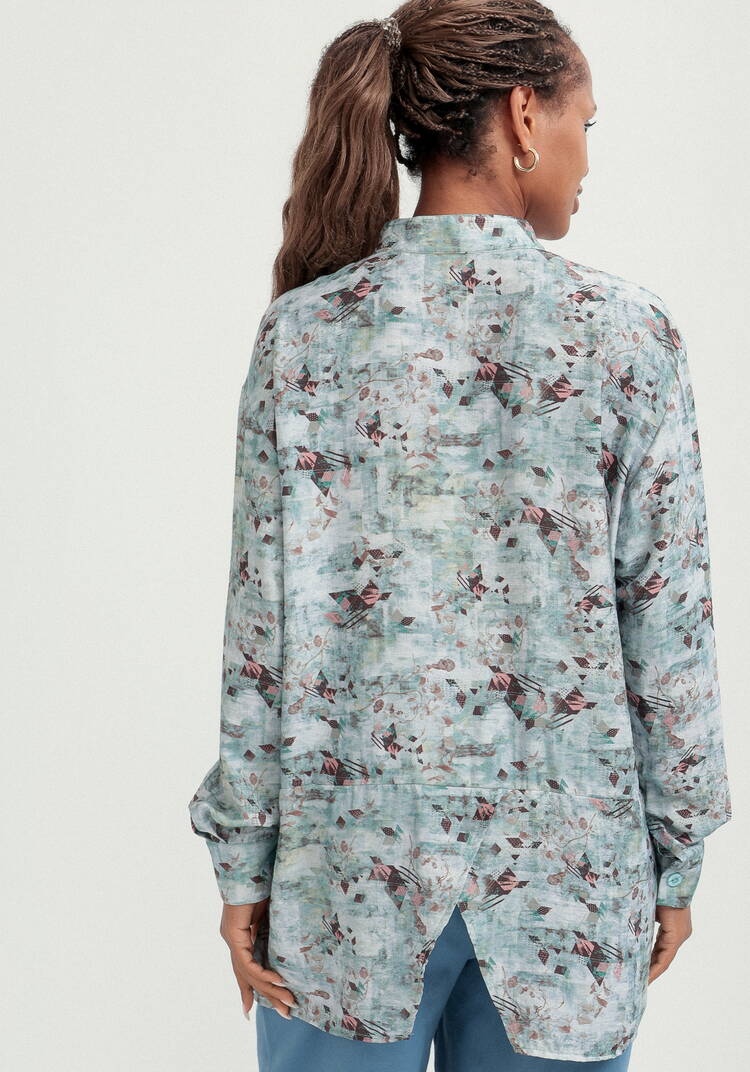 Блуза оригинального кроя с воротом стойка шир.  750, рис. 12