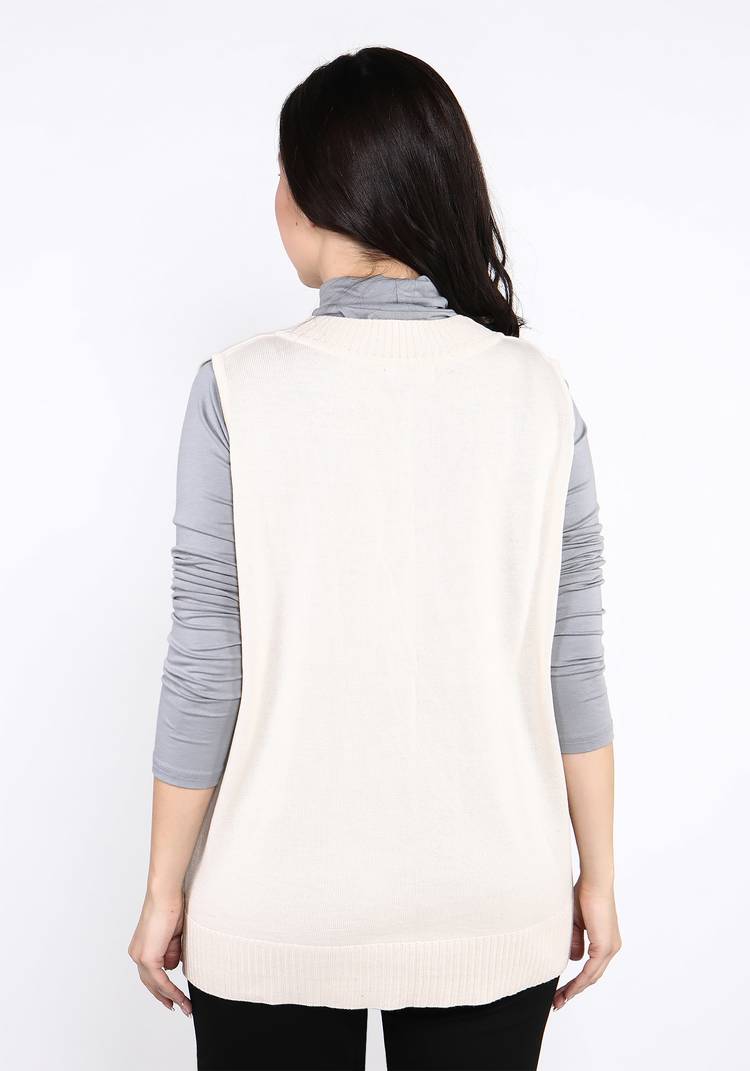 Жилет классический с V-образным вырезом шир.  750, рис. 15