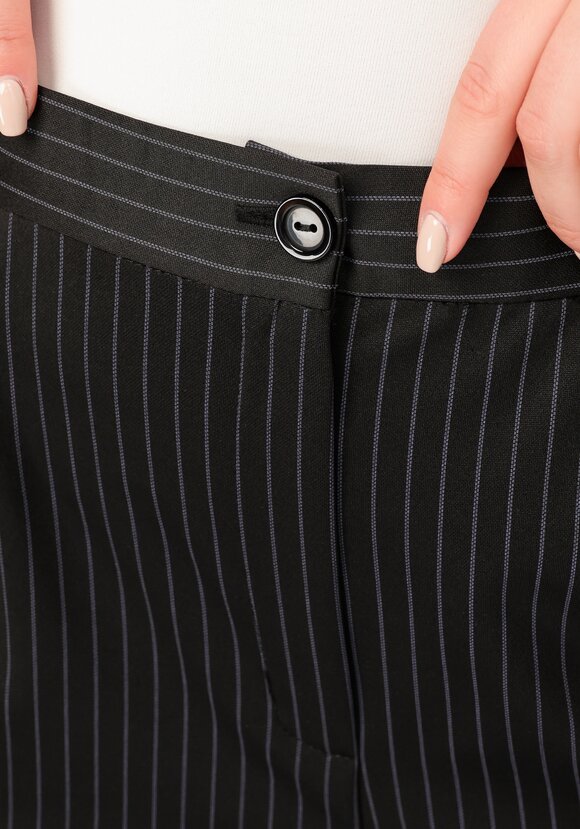 Брюки прямого кроя в полоску шир.  580, рис. 32