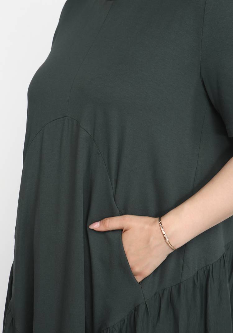 Платье-макси трикотажное шир.  750, рис. 7