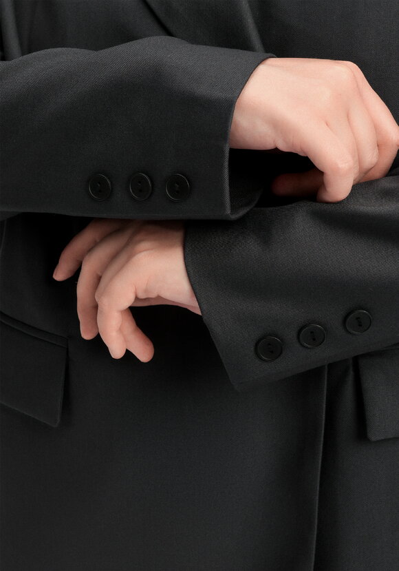 Пиджак с разрезом по спинке шир.  580, рис. 7