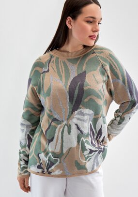 Джемпер с растительным орнаментом