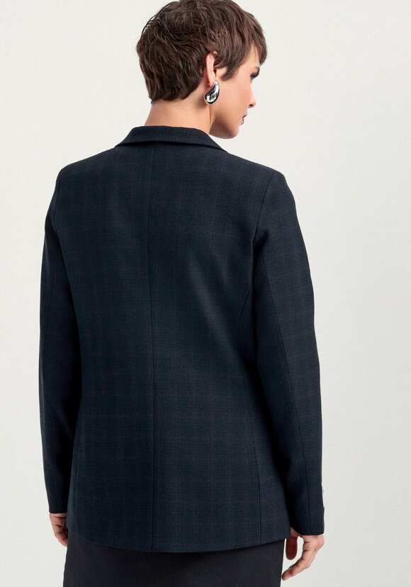 Пиджак с нашивкой на рукаве шир.  580, рис. 11