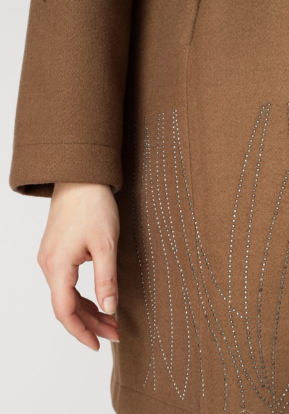 Полупальто Адель с рельефами шир.  580, рис. 10