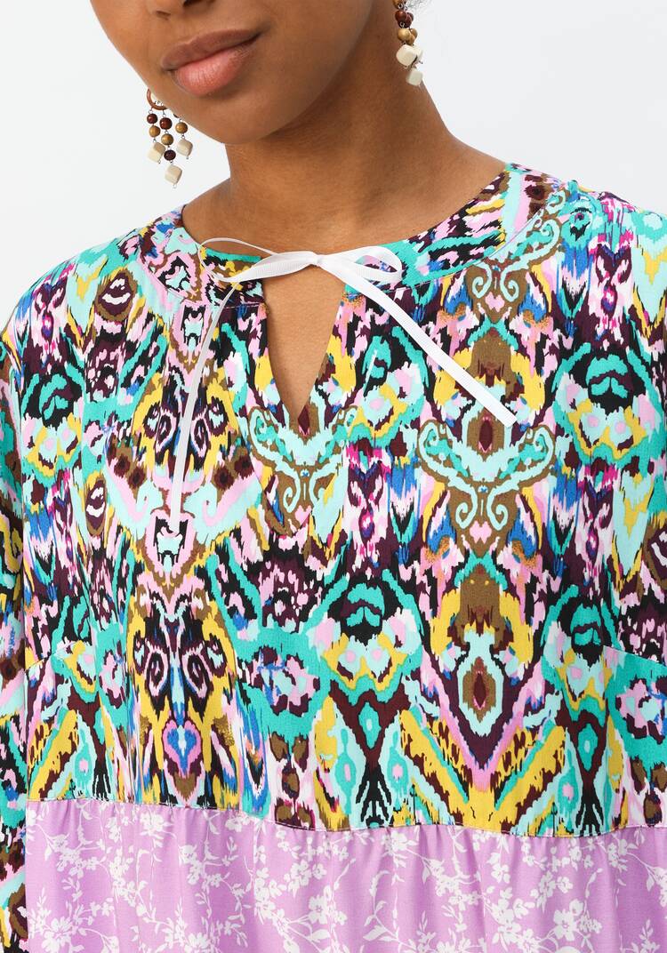 Платье с ярусами и комбинированным принтом шир.  750, рис. 29