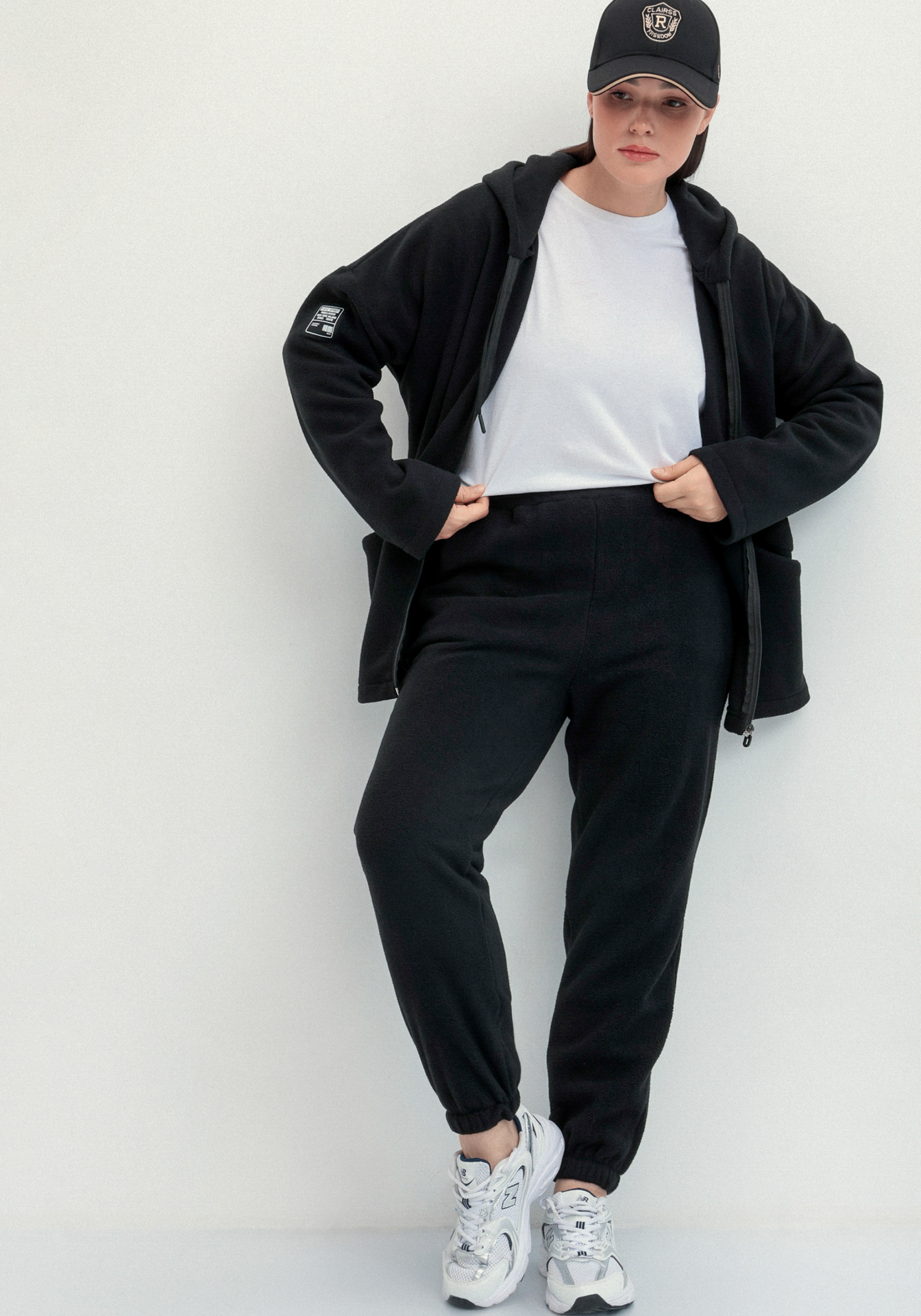 Брюки из флиса на резинке 899₽